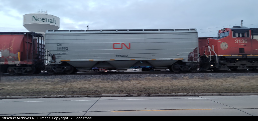 CN 114992